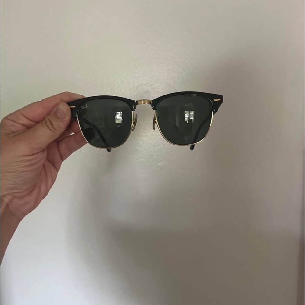 Ray-Ban Classic Black and Gold Sunglasses